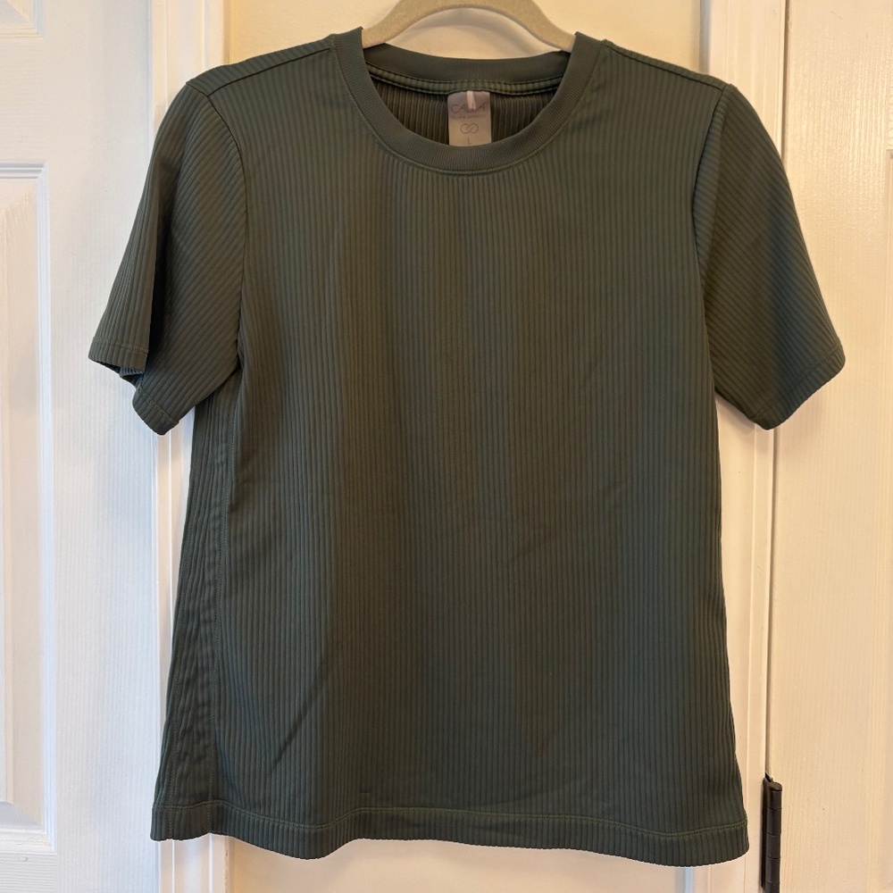 CALIA by Carrie Underwood Olive Green Ribbed Short Sleeve Tee